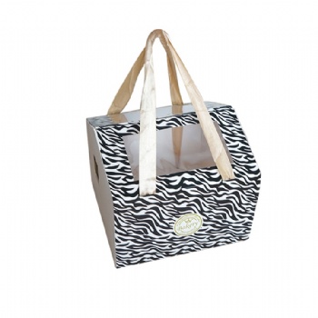 Art Paper Candy Gift Box with Satin Ribbon and Window