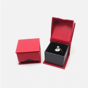  Pendant Bracelet Paper Box Set	