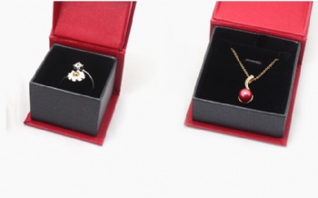  Pendant Bracelet Paper Box Set	