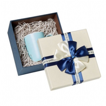  Flower Box with Handle	